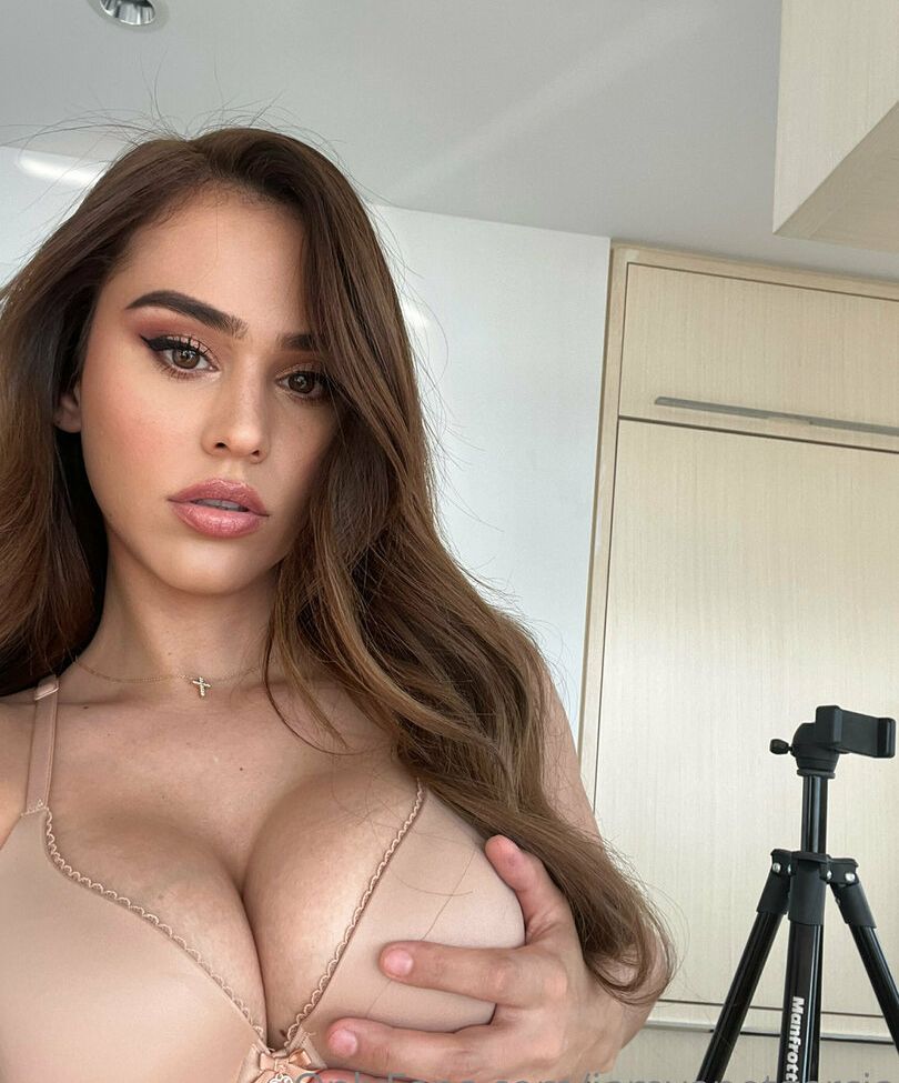 Yanet Garcia nude #107522544