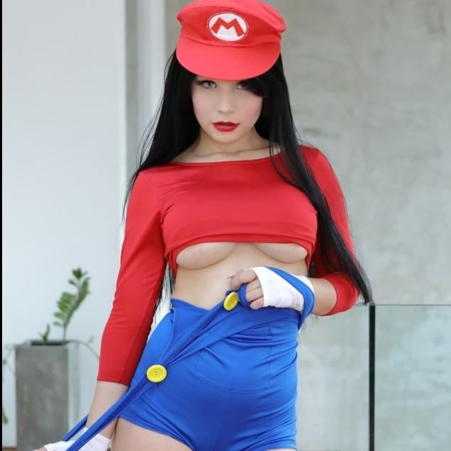 Mario cosplay flexiblen Arsch Beine Kostüm lesbische Milf spritzen
 #91883416