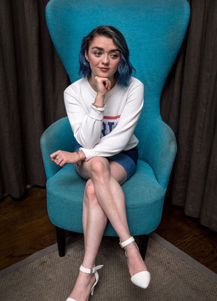 Maisie Williams nude #108987966