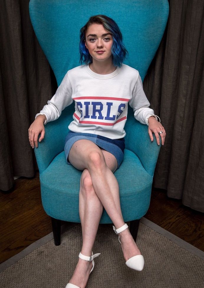 Maisie Williams nackt #108987967