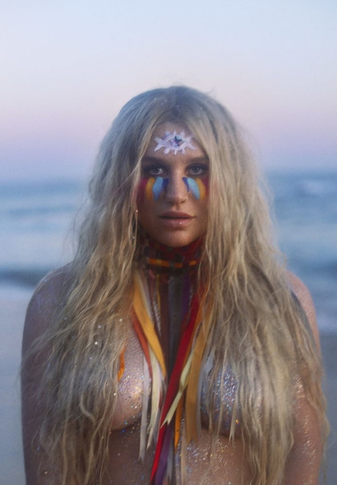 Kesha
 #81342615