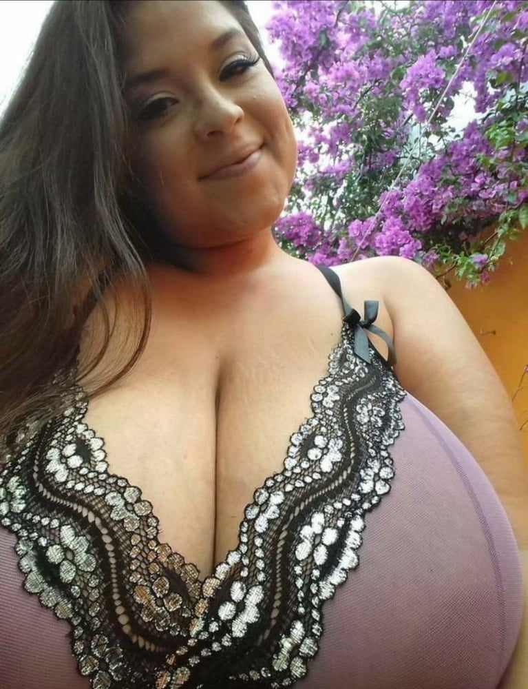 Big tits maman mature pour vous de baiser
 #95588007