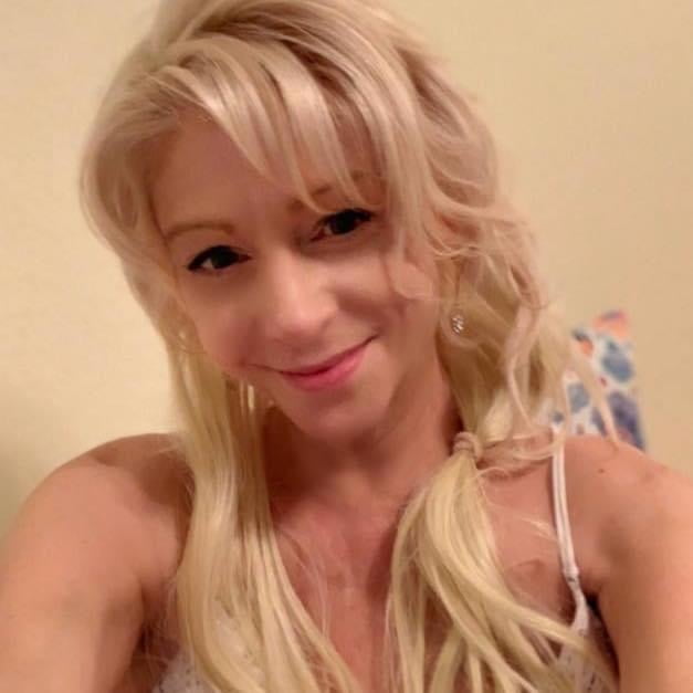 Cute blonde mom #92023193