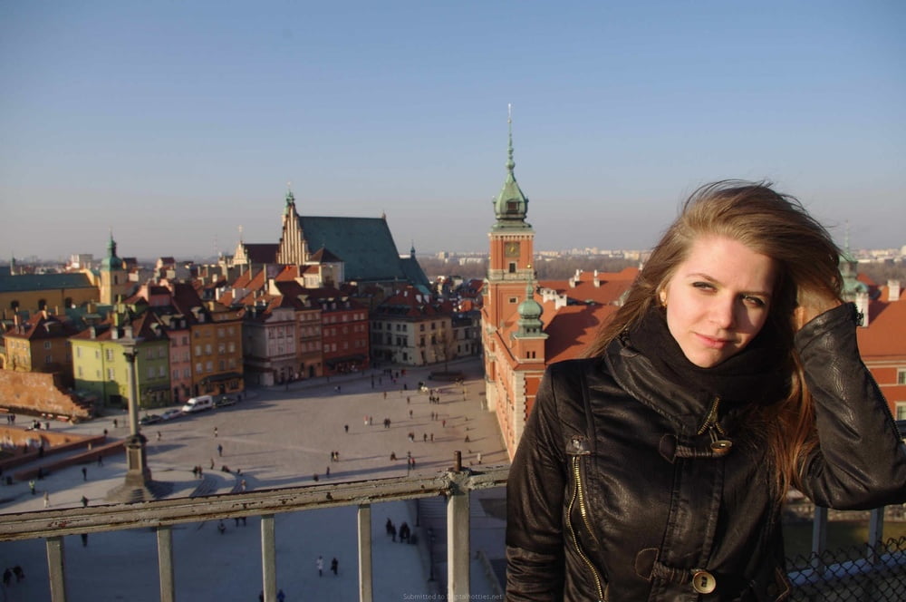 Madura 241
 #102924598