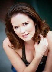 Anatomía de Grey - april kepner - sarah drew
 #95704662