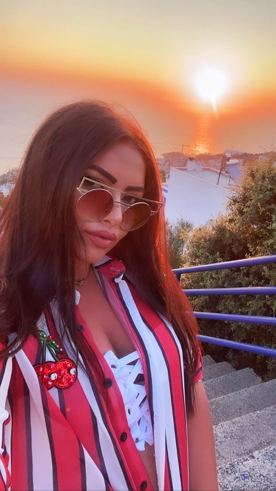 Clodia from Kuwait #81813641