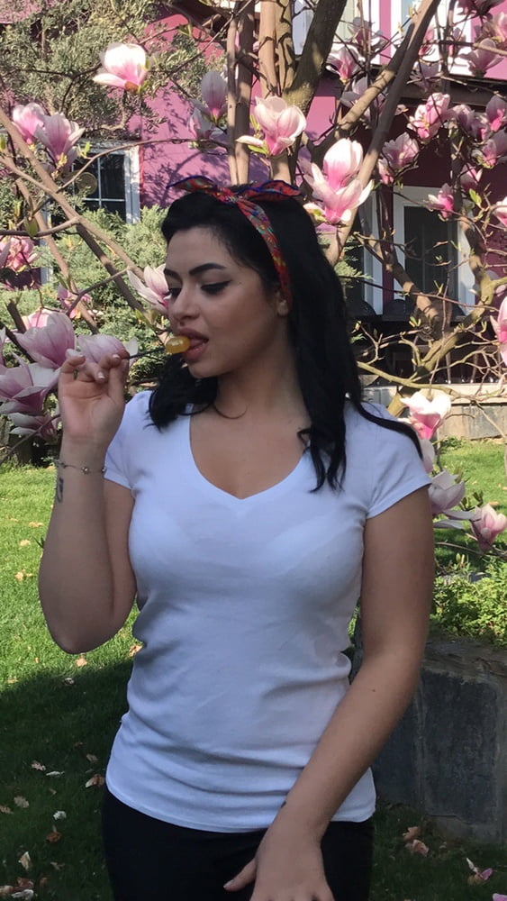 Clodia from Kuwait #81813688