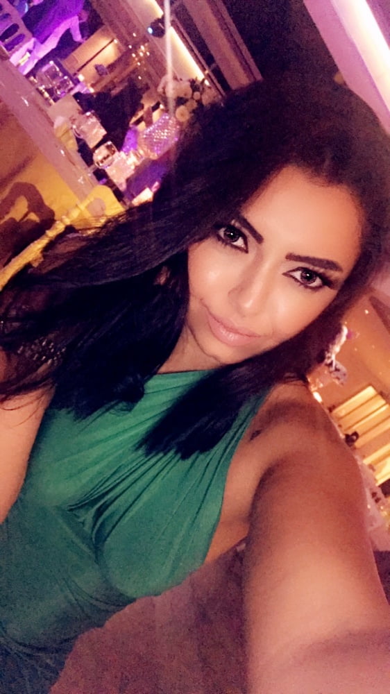 Clodia from Kuwait #81813704