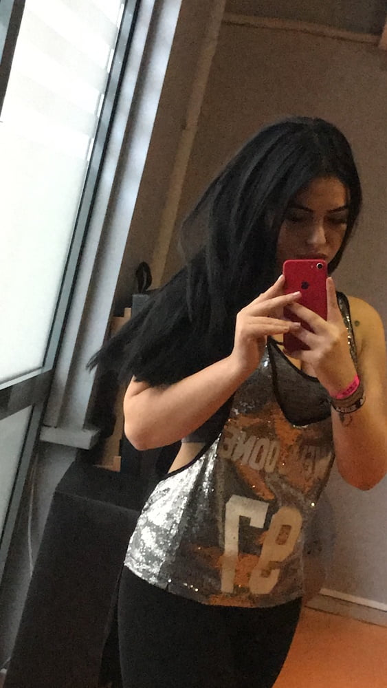 Clodia from Kuwait #81813713