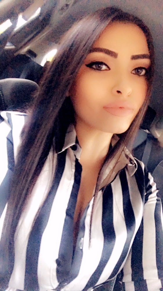 Clodia from Kuwait #81813746