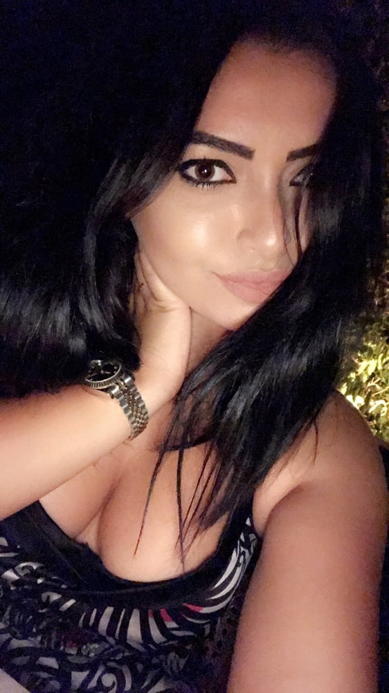 Clodia from Kuwait #81813752