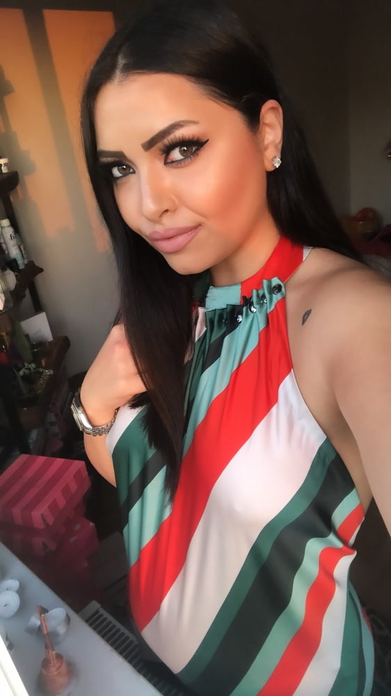 Clodia from Kuwait #81813902