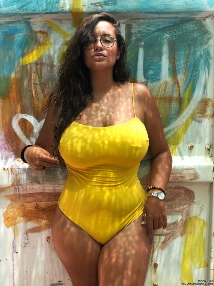 Las putas tetonas: volumen 47.
 #92223257