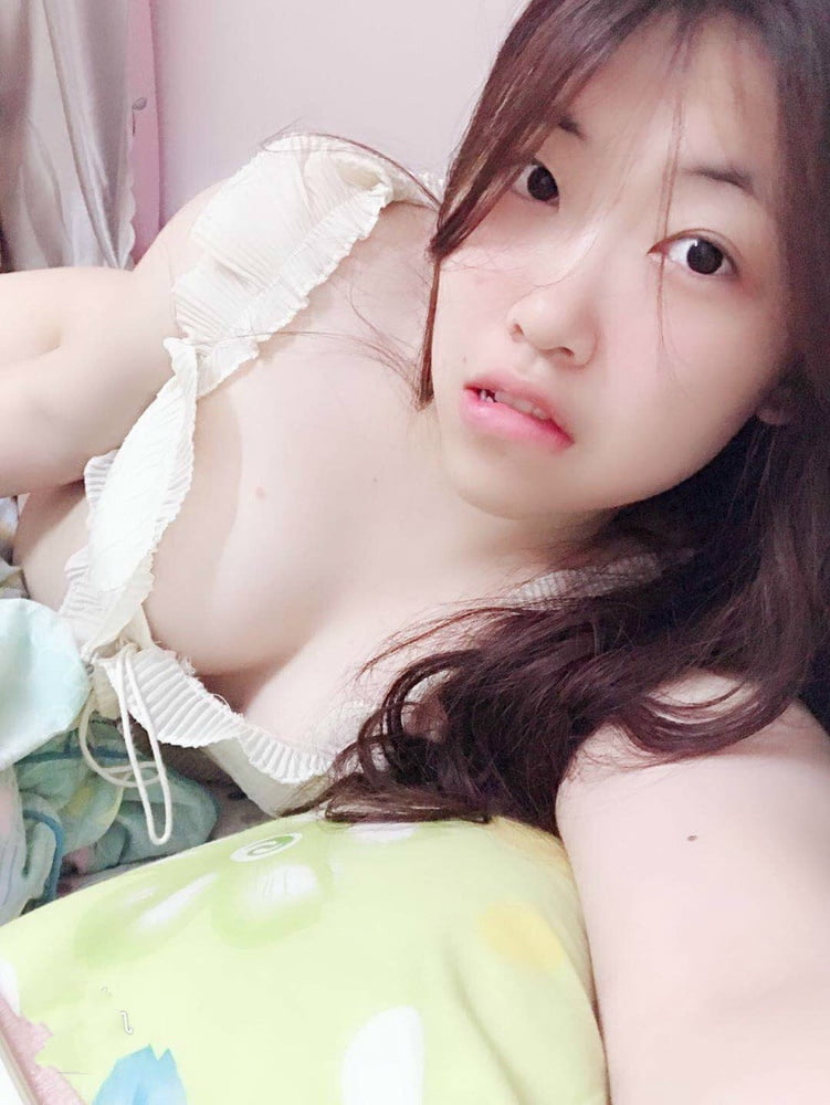 Chinese Amateur-66 #103706780