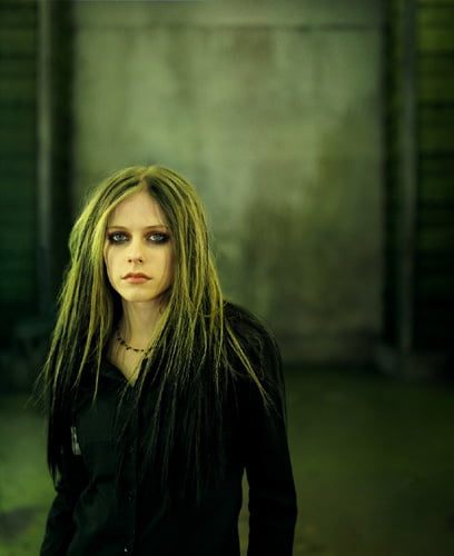 Avril Lavigne mi dà il mio lieto fine
 #102349176