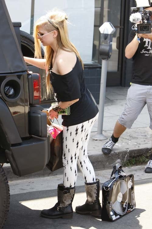 Avril Lavigne mi dà il mio lieto fine
 #102349194