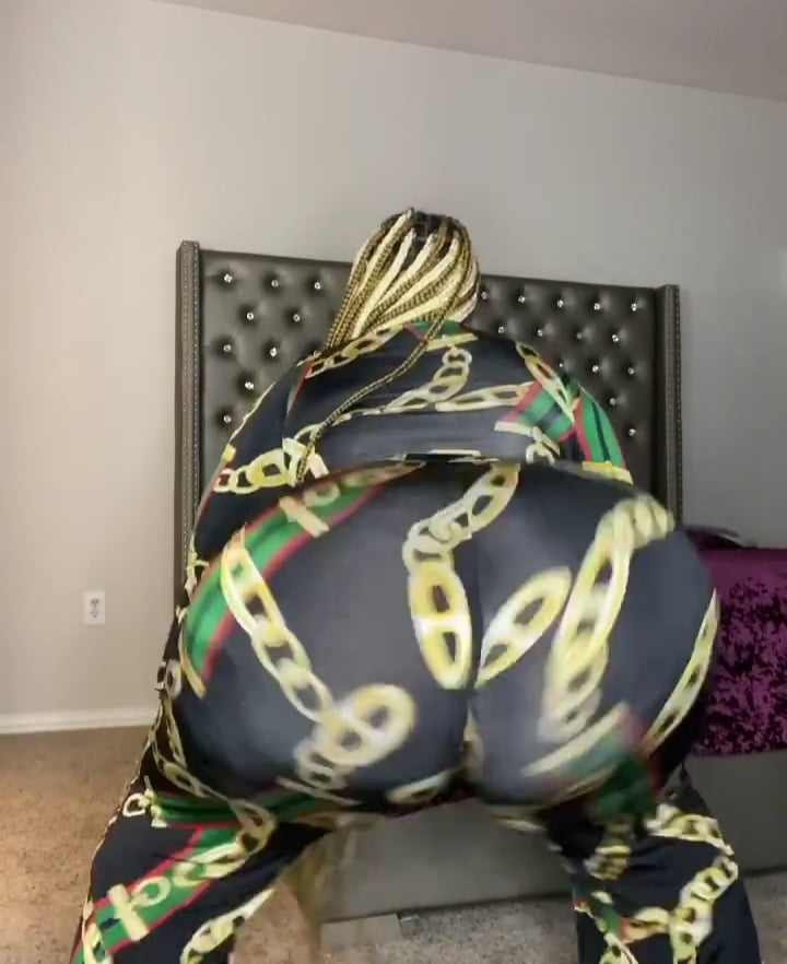 Chunky Booty #95237794