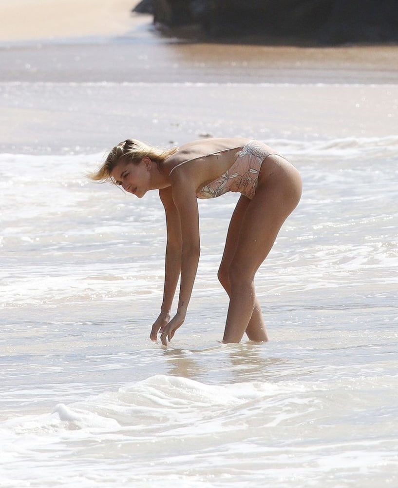 Hailey Bieber #99687132