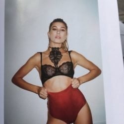 Hailey bieber
 #99687248