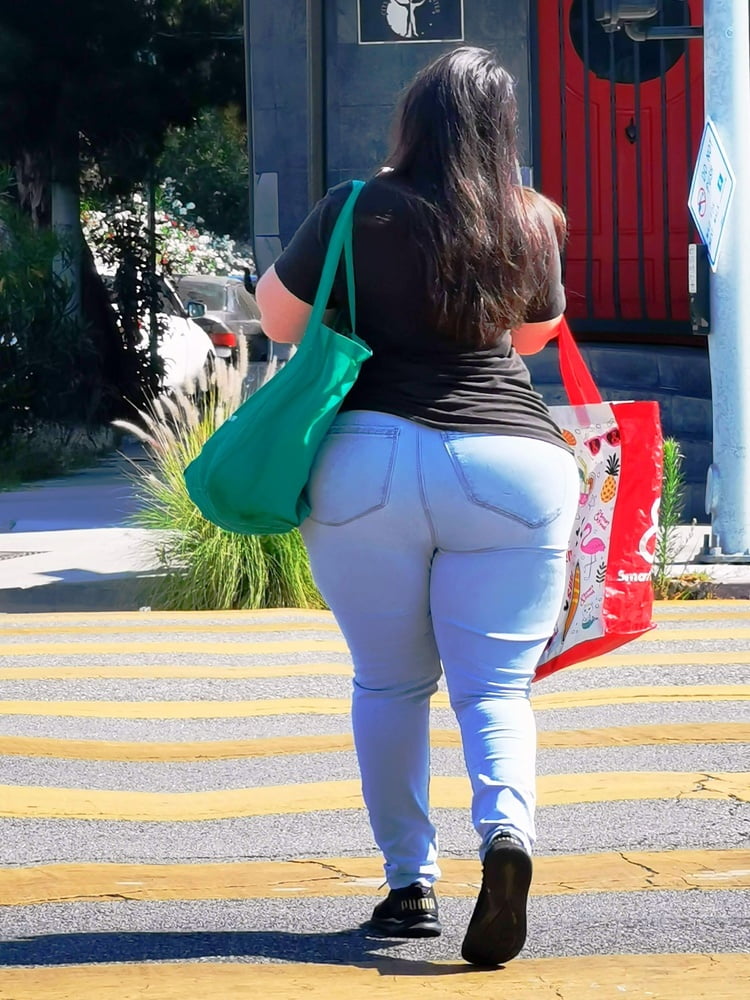 Thick Women On the Street #94455018
