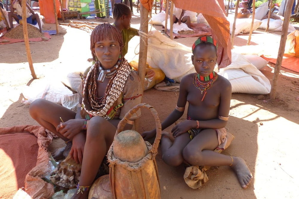 アフリカの部族 - 美女の群れ
 #91740258