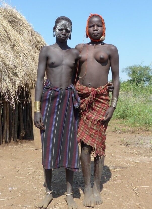 アフリカの部族 - 美女の群れ
 #91740299