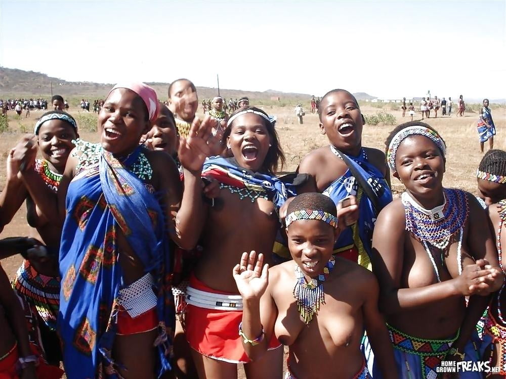 アフリカの部族 - 美女の群れ
 #91740305