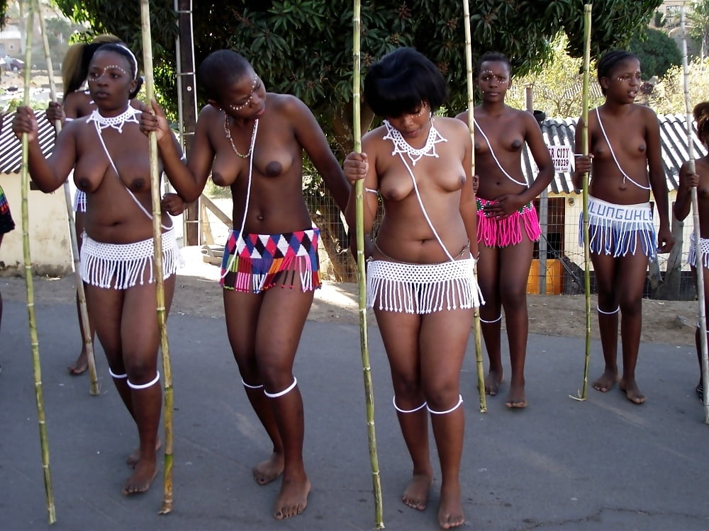 アフリカの部族 - 美女の群れ
 #91740334