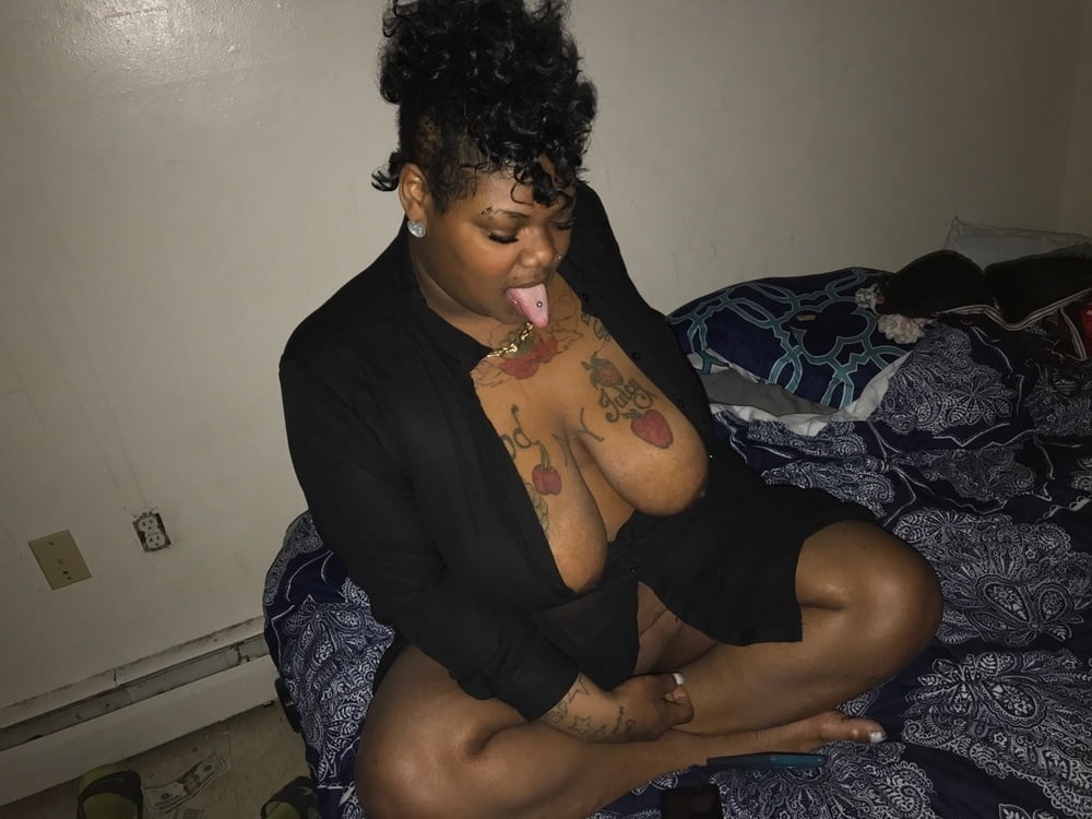 El comité de bigg tittiee una nueva década 2
 #105238590