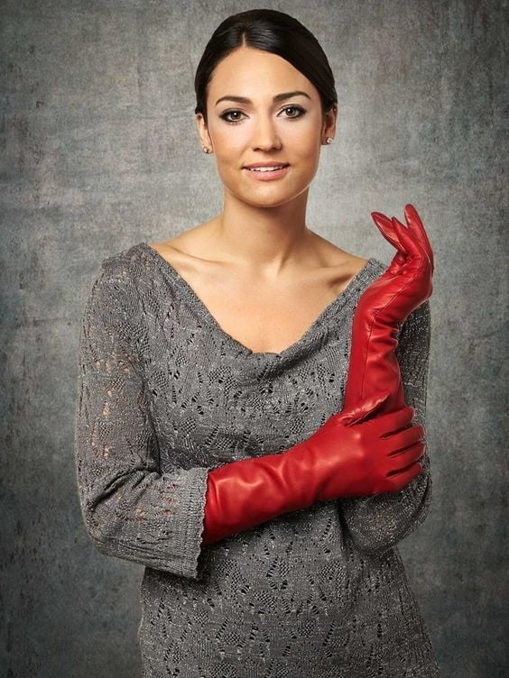 Red Leather Gloves 3 - by Redbull18 #97298129