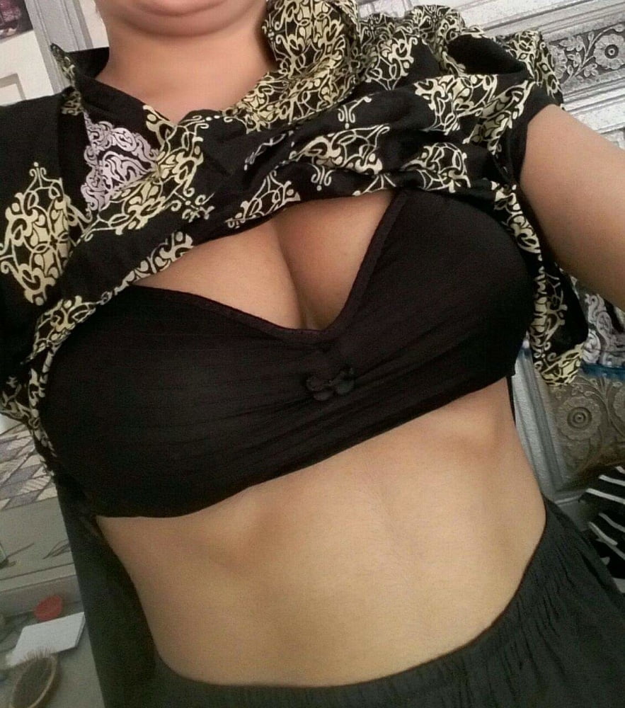 Dost ki didi
 #101363496