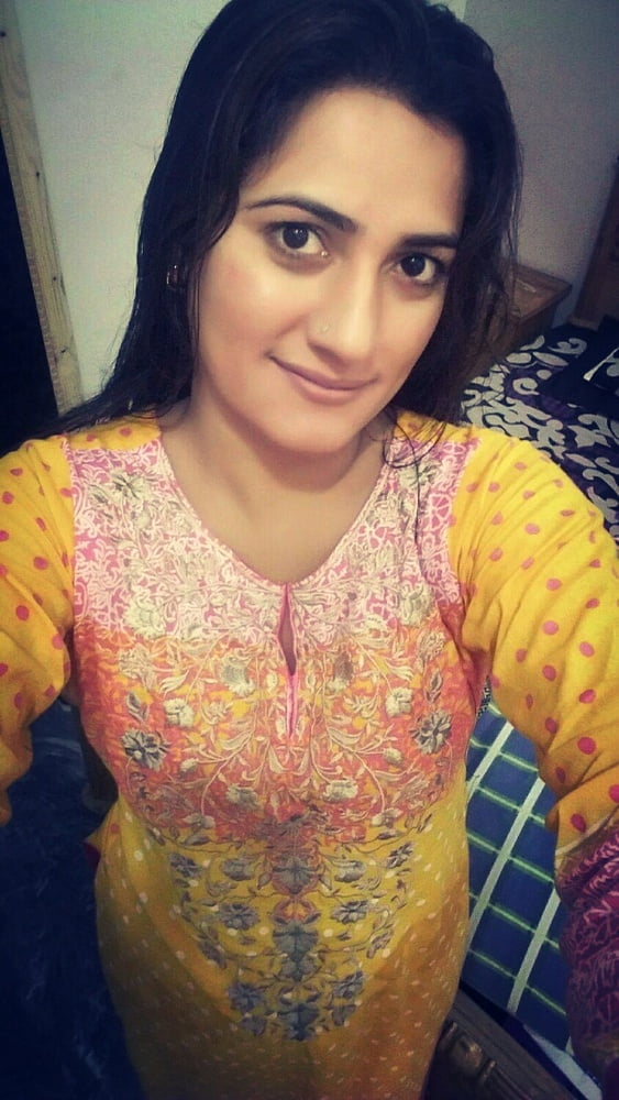 Dost ki didi
 #101363509