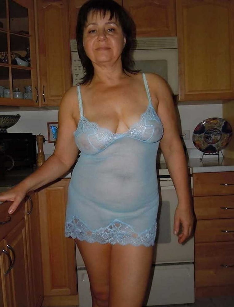 De milf a gilf con maduras en medio 240
 #99923742