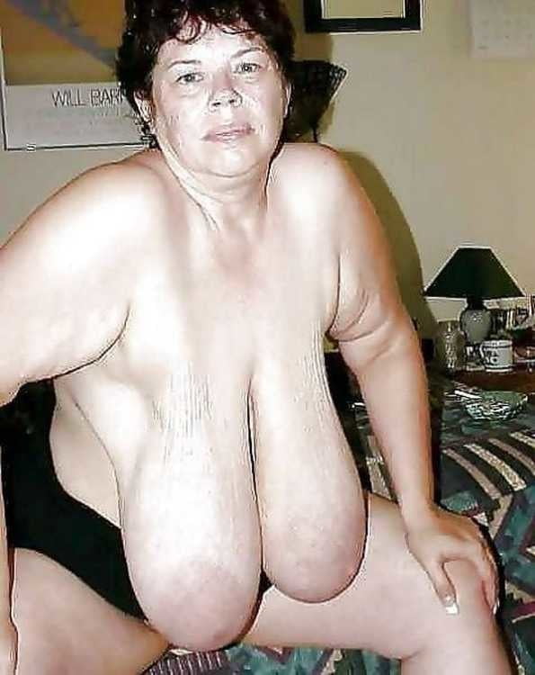 De milf a gilf con maduras en medio 240
 #99923939