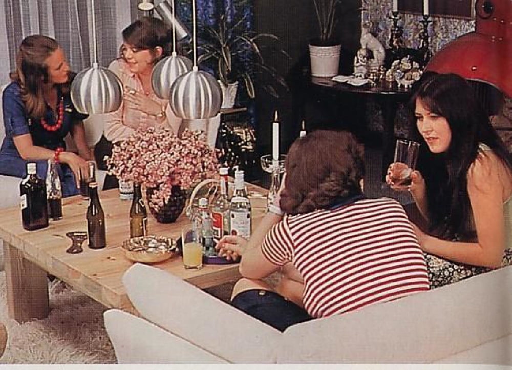 Revistas porno: nuevos coños
 #105383621