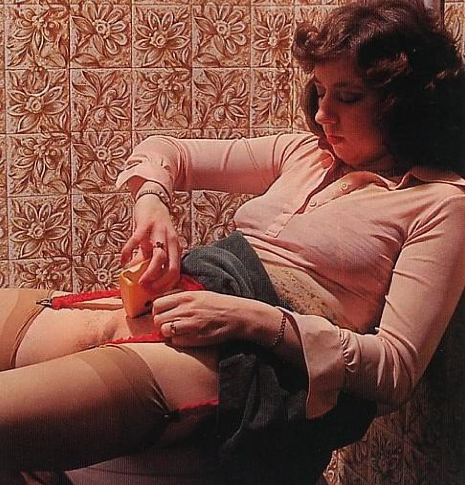 Revistas porno: nuevos coños
 #105383682