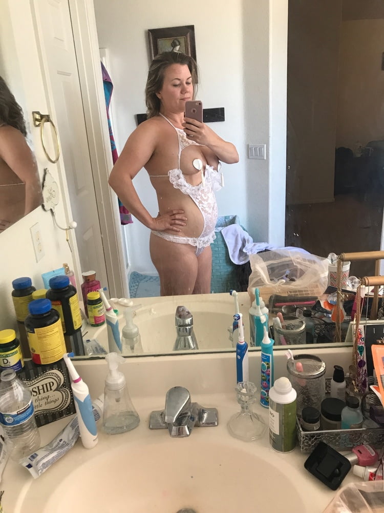 sluts in front of the mirror: add yours here! #90640589