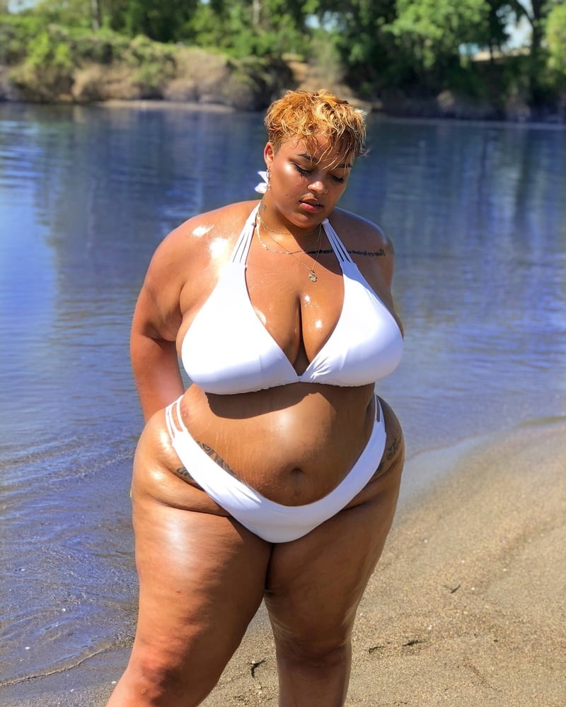 black bbw #90102306