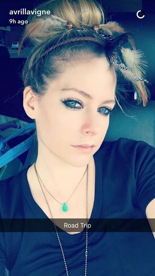 Avril makes my dick hard as fuck
 #88027881