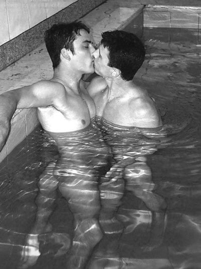 Piscina chicos y chicas
 #96197132