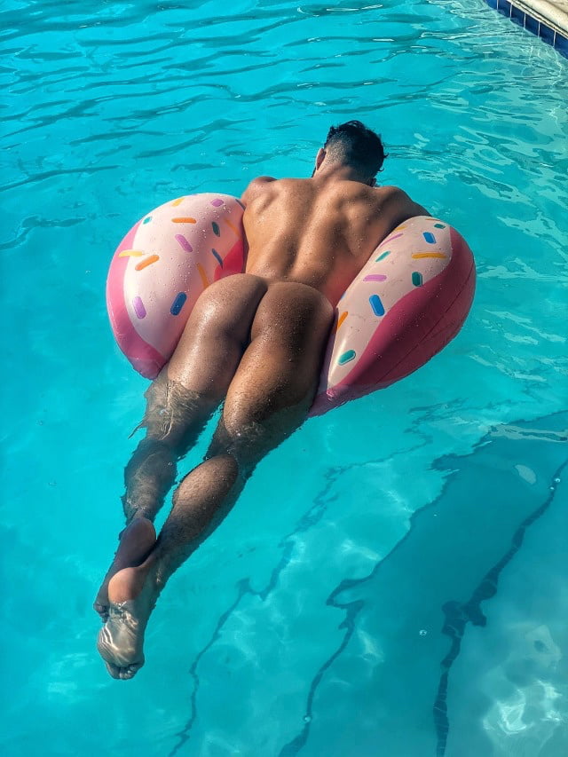 Piscina chicos y chicas
 #96197190