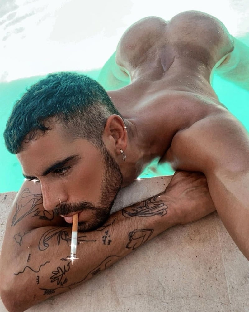 Piscina chicos y chicas
 #96197266