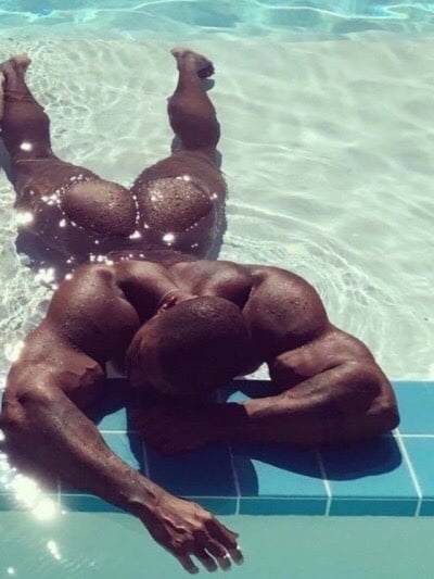 Piscina chicos y chicas
 #96197333