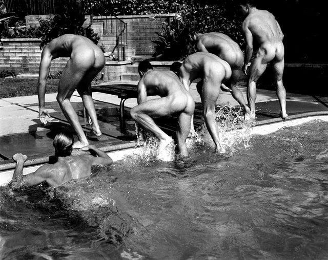 Piscina chicos y chicas
 #96197396