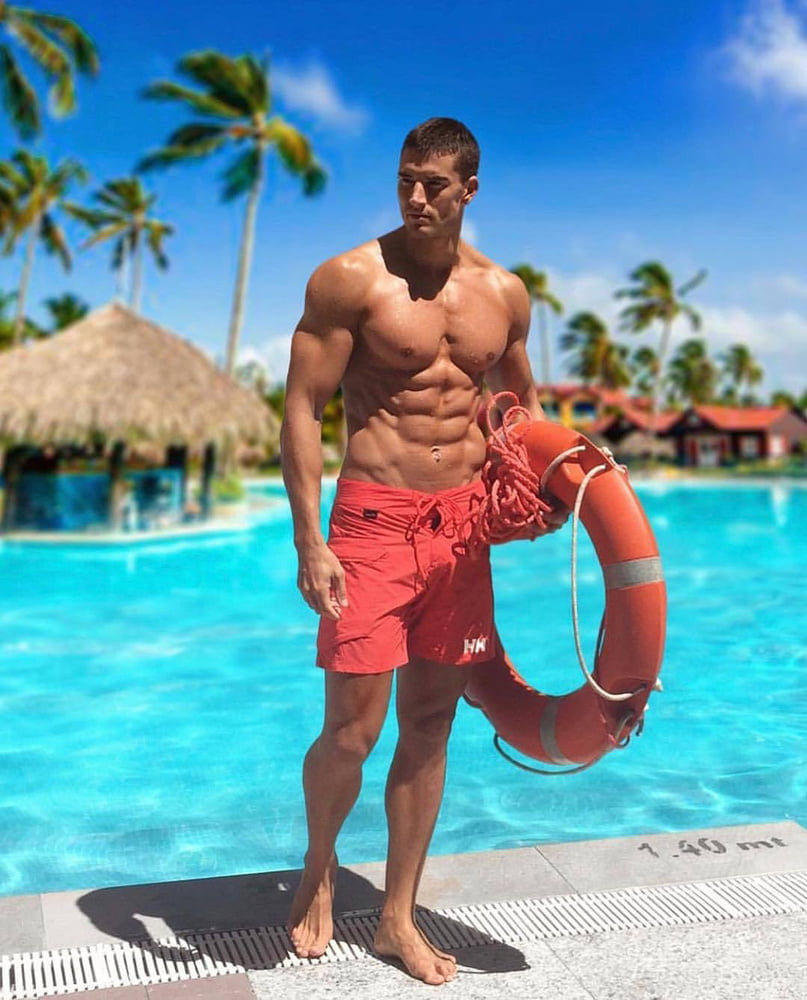 Piscina chicos y chicas
 #96197766