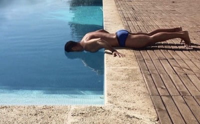 Piscina chicos y chicas
 #96197833