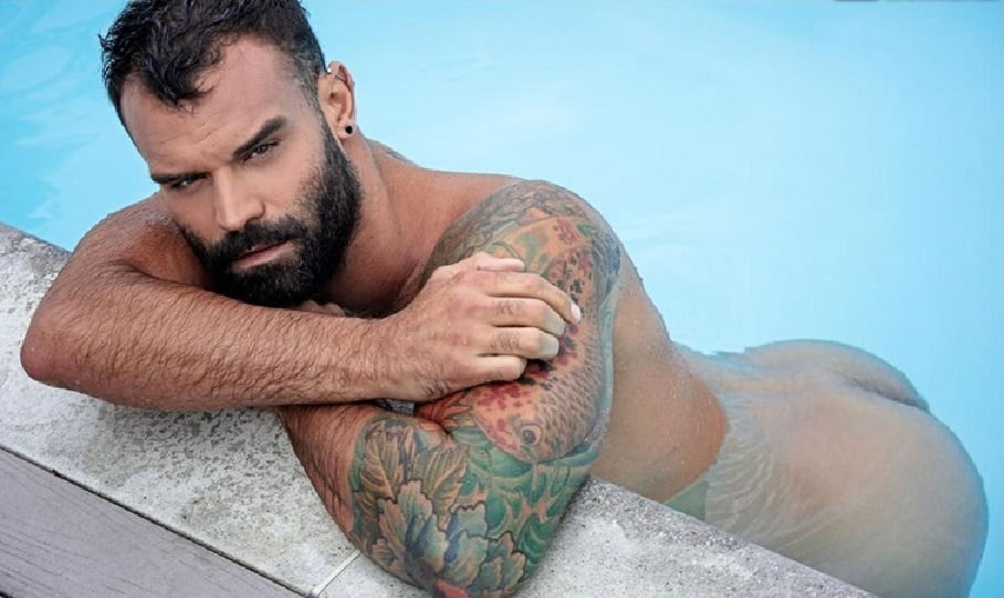 Piscina chicos y chicas
 #96197982