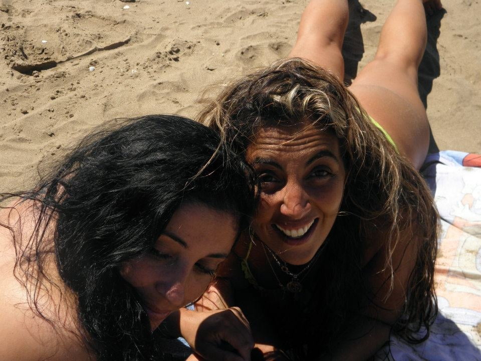 (ARG): Maria and Jessica at the beach! #102322010