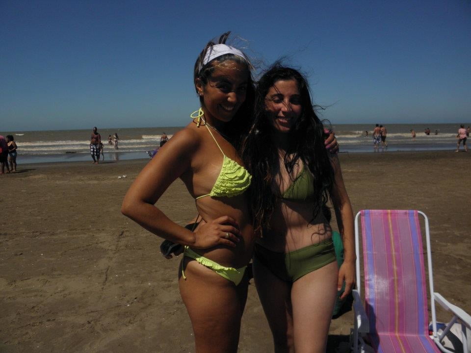 (ARG): Maria and Jessica at the beach! #102322012