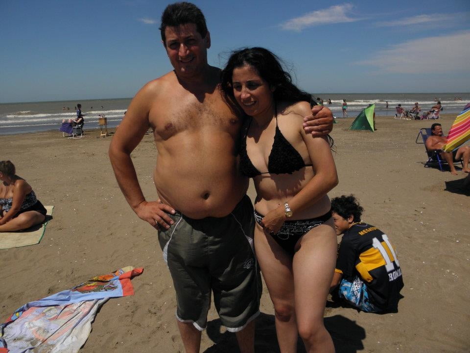 (arg): maria und jessica am strand!
 #102322025